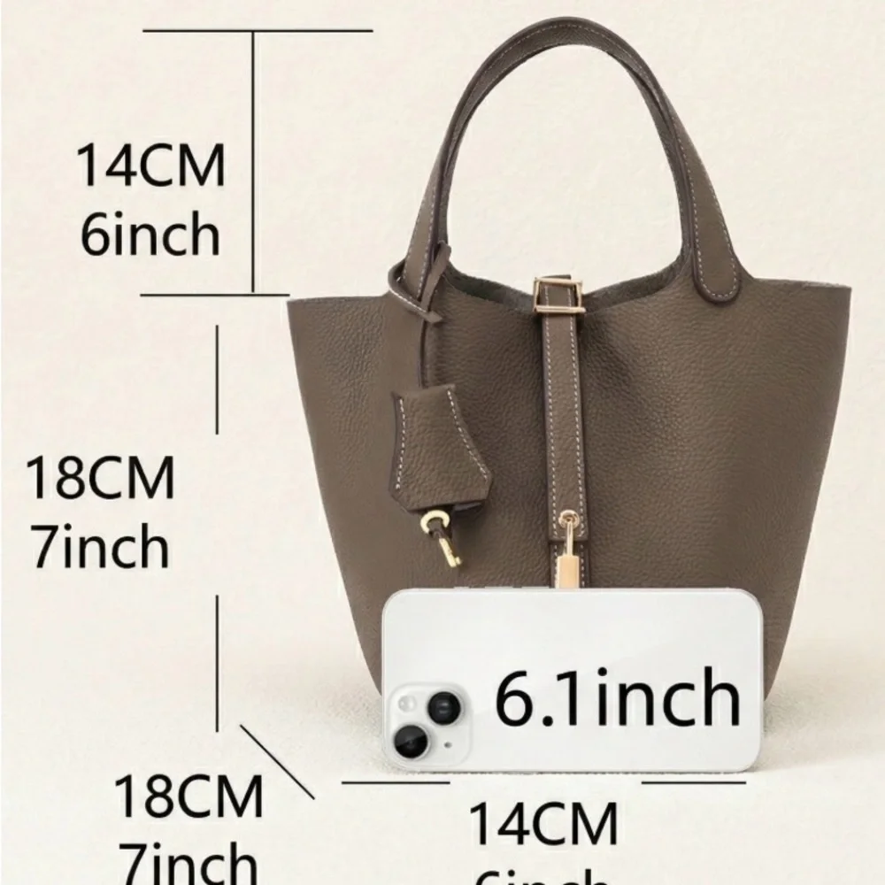 Rouge H Leather Picotin Lock 18 Bucket Bag - Picture 13 of 13